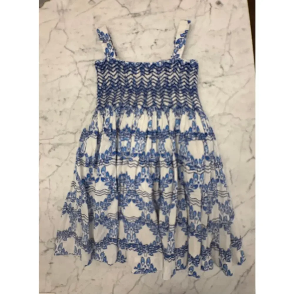 Oscar de la Renta worn by